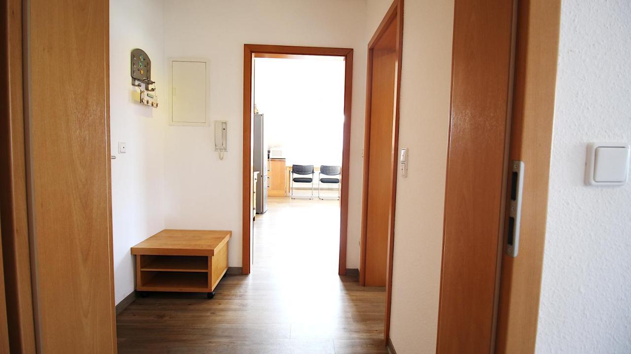 Homie Stay Zell - Apartment Mit Privatparkplatz Zell am Main Exterior photo